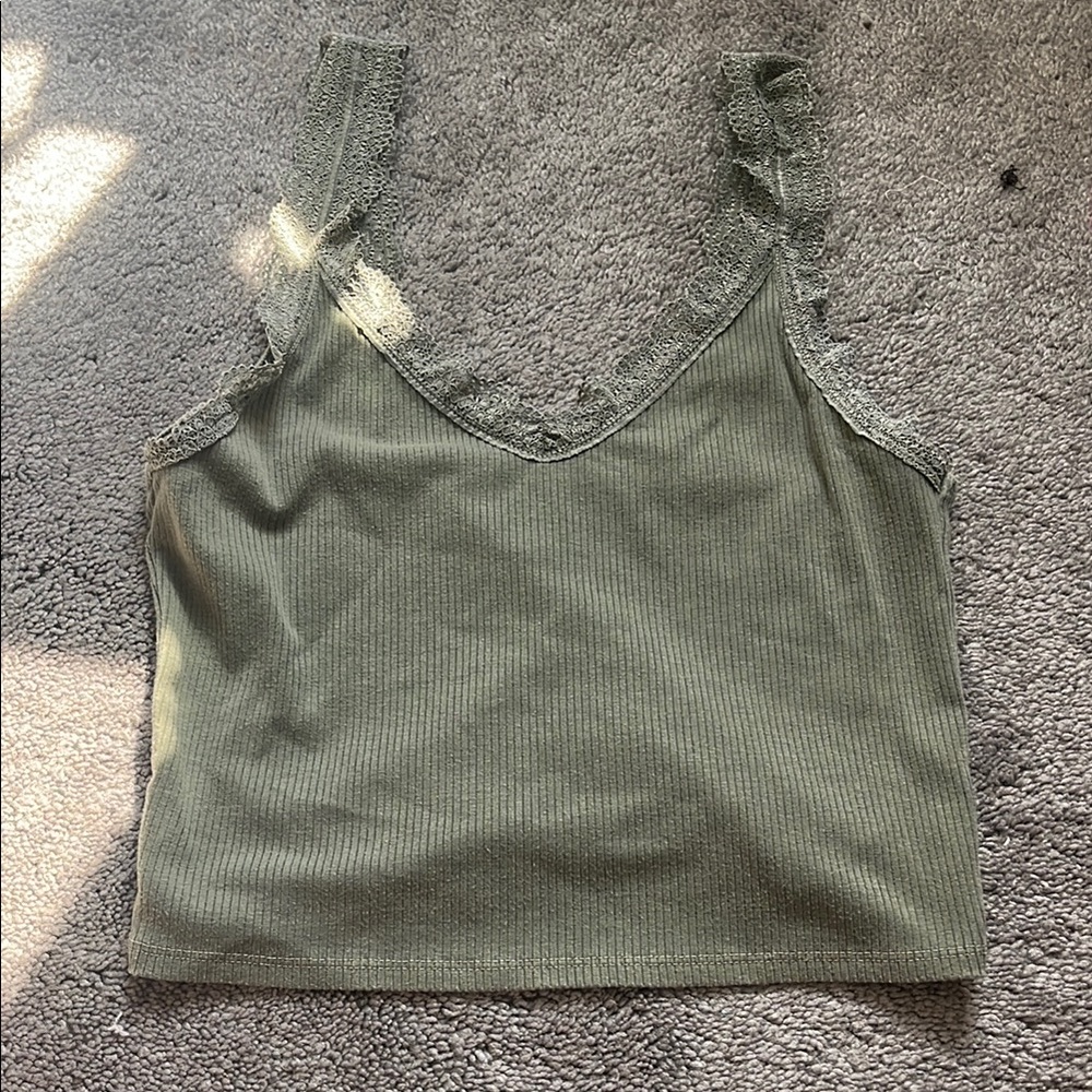 American Eagle Outfitters Green Lace Ribbed Crop Top